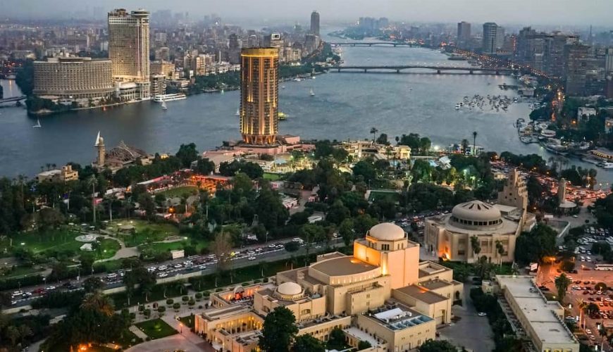 Navigating Egypt's Cultural Nuances: Essential Tips for a Respectful and Enjoyable Trip